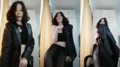 风韵犹存-38岁人妻- 阿姨很色，骚骚的下体掰开等你来舔！