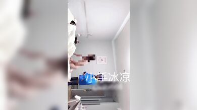 裸接外卖第九弹 .. 原视频10分钟 推上传不上来....因此剪辑下片段拼拼凑凑..小女子很懒 剪的乱七八糟..